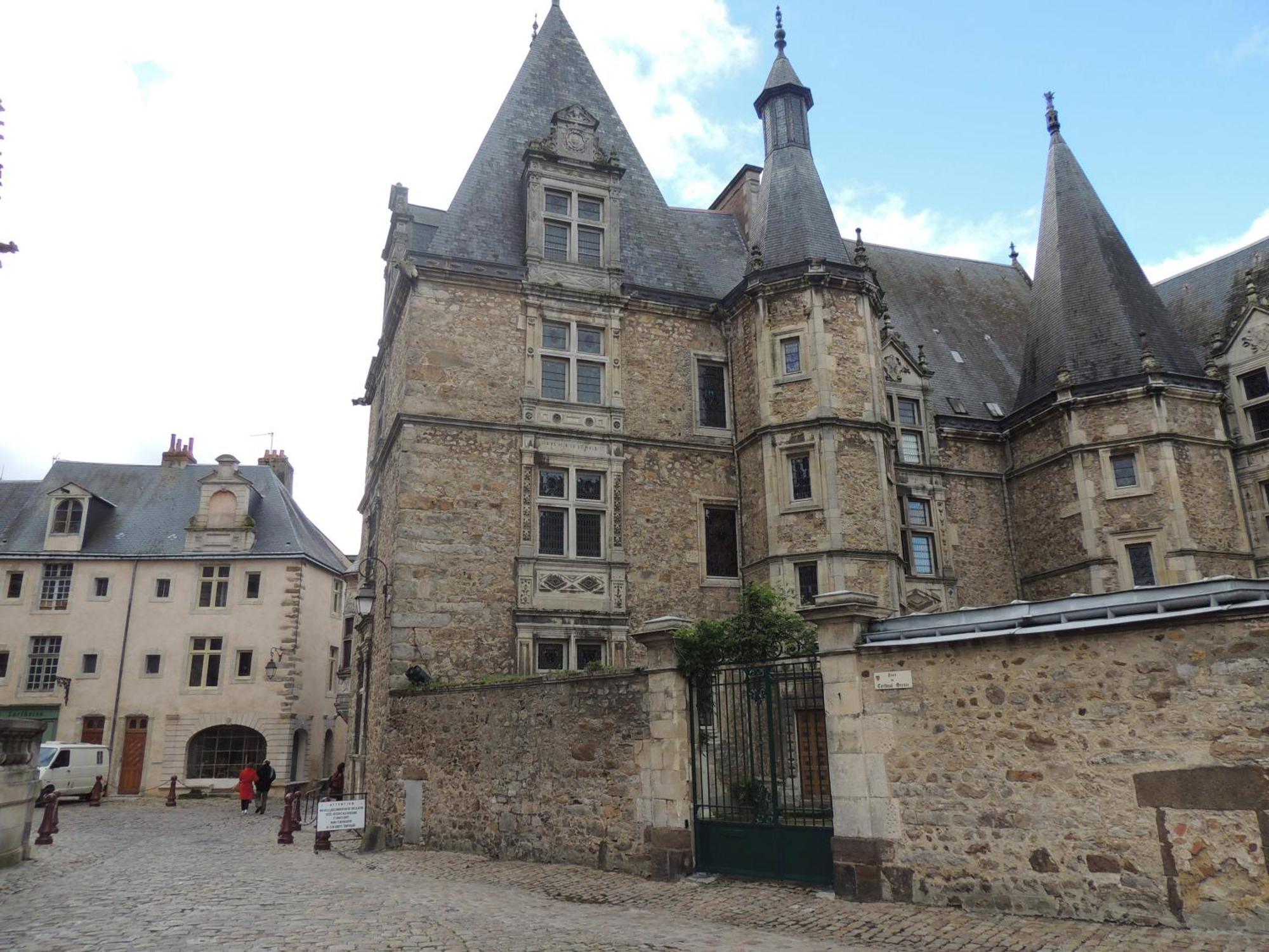 Appartement Le Gambetta เลอม็องส์ ภายนอก รูปภาพ
