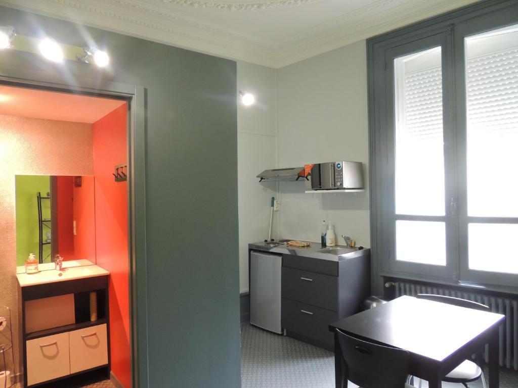 Appartement Le Gambetta เลอม็องส์ ภายนอก รูปภาพ